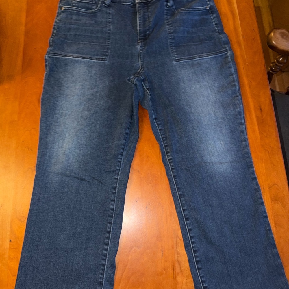 NYDJ Women’s Size 16 Cropped Bootcut Jeans 24” Inseam Medium Wash Stretch